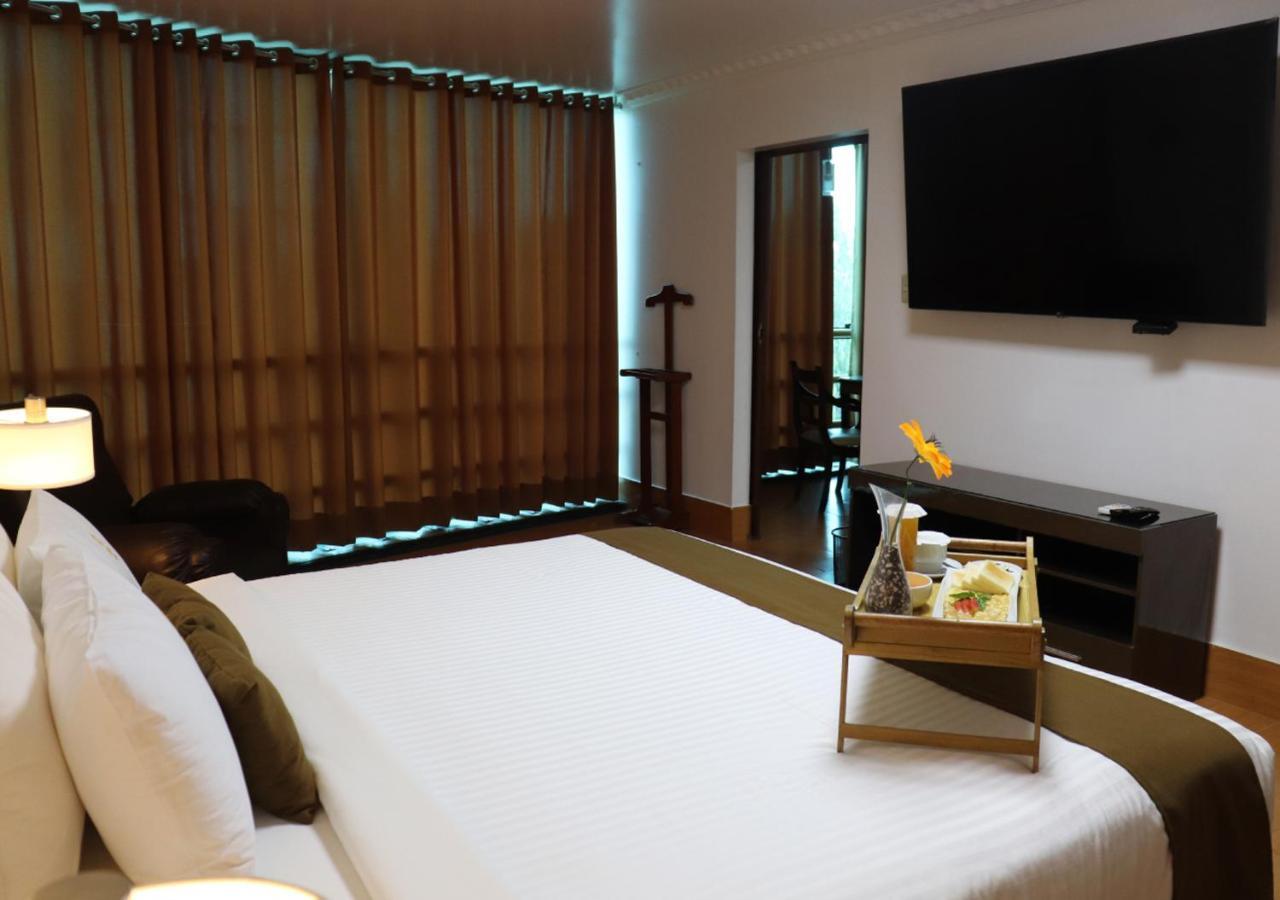 Inkari Suites Hotel Lima Bagian luar foto