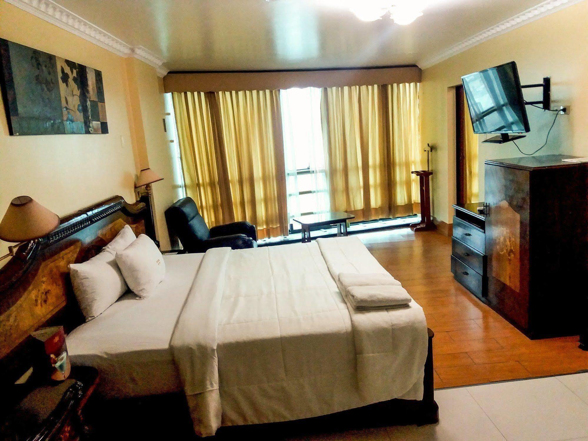 Inkari Suites Hotel Lima Bagian luar foto